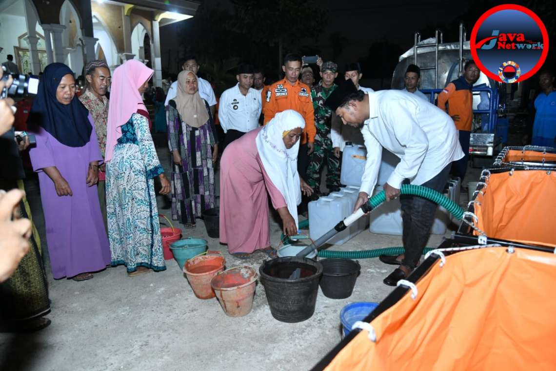 Bawa Misi Kemanusiaan, Bupati Fauzi dan BPBD Sumenep Salurkan Tandon ke Daerah Kekurangan Air Bersih