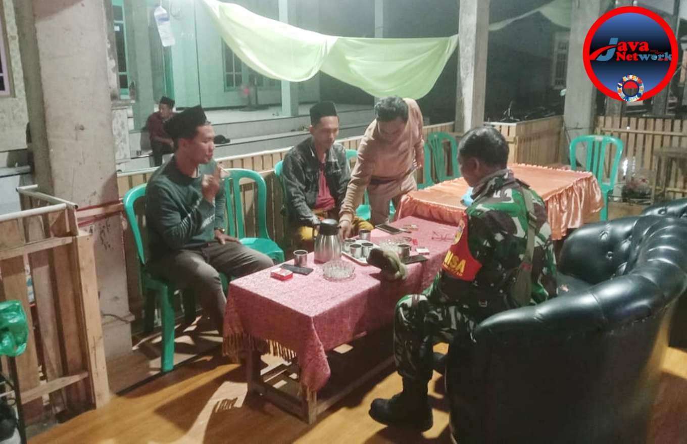 Untuk Mengetahui Kondisi Warga Binaan, Babinsa Koramil 18/Kangean Laksanakan Komsos Dengan Warga Binaan