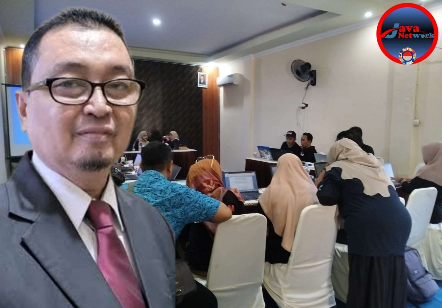 Kabid GTK Disdik Sumenep Akhmad Fairusi, SPd, M.AP. Dan Suasana Pelatihan Penulisan Buku Non Fiksi Bagi ASN Guru