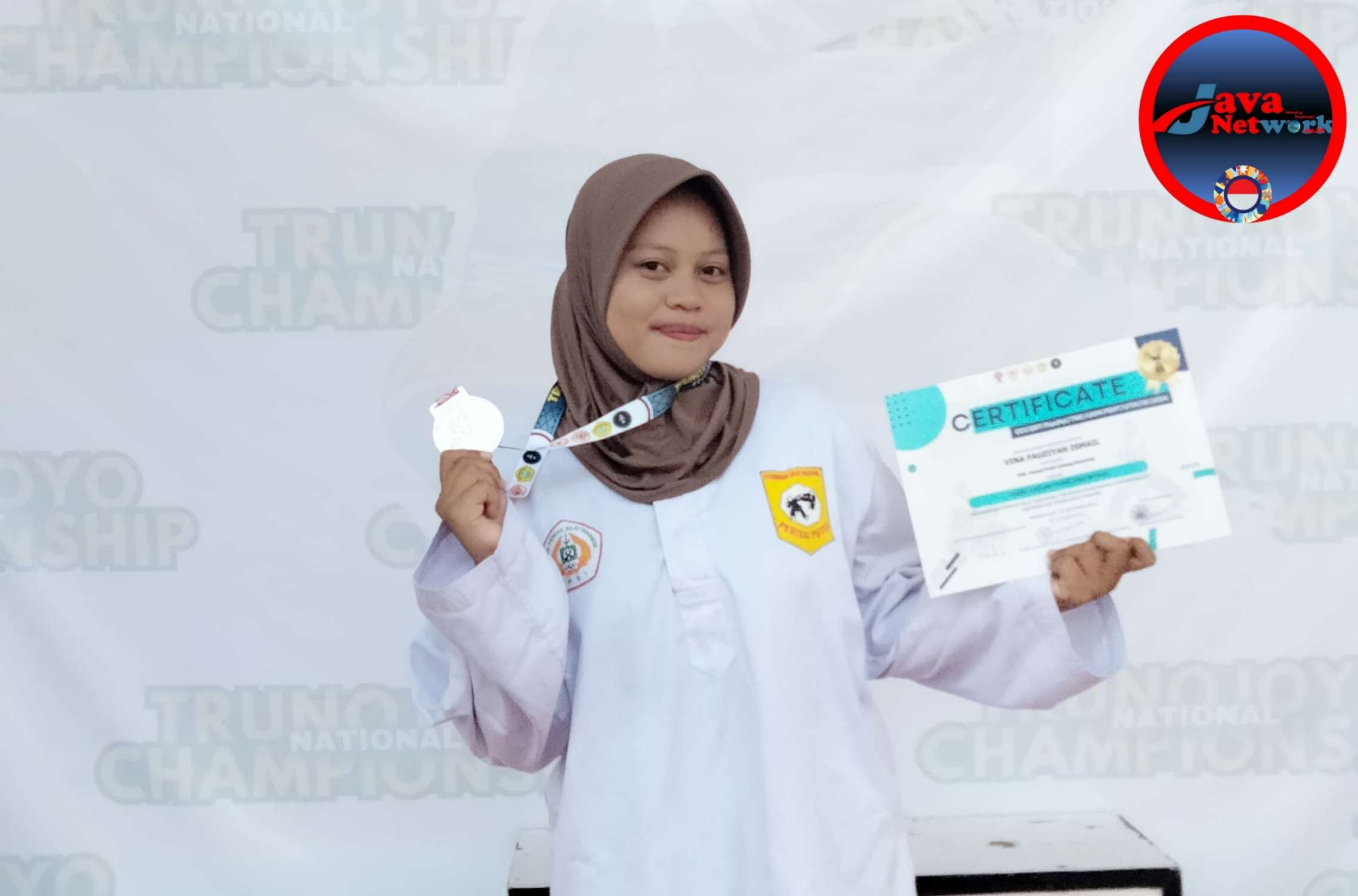 Pesilat Ananda Rizki Faizah dari PSN Perisai Putih Cabang Sumenep