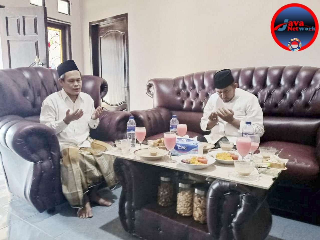 Dr. H. Achmad Fauzi Wongsojudo, SH, MH dan Pengasuh Ponpes Al-Amien Tegal Prenduan KH. Muhajiri Musyhab Fatawi
