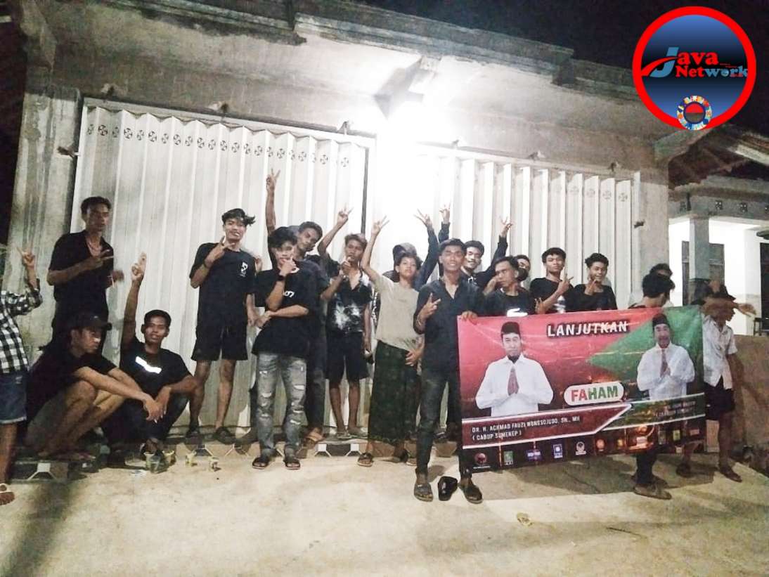 Suasana Deklarasi Dukungan Paslon FAHAM Relawan Militan Achmad Fauzi Tim Cukir Kepulauan Kangean 