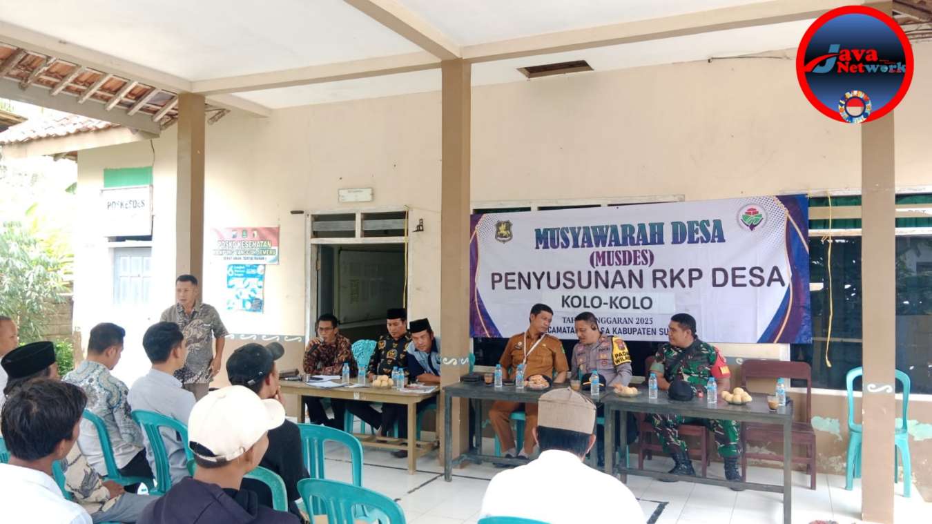 Wakili Danramil, Babinsa 0827/18 Kangean Hadiri Musyawarah Desa
