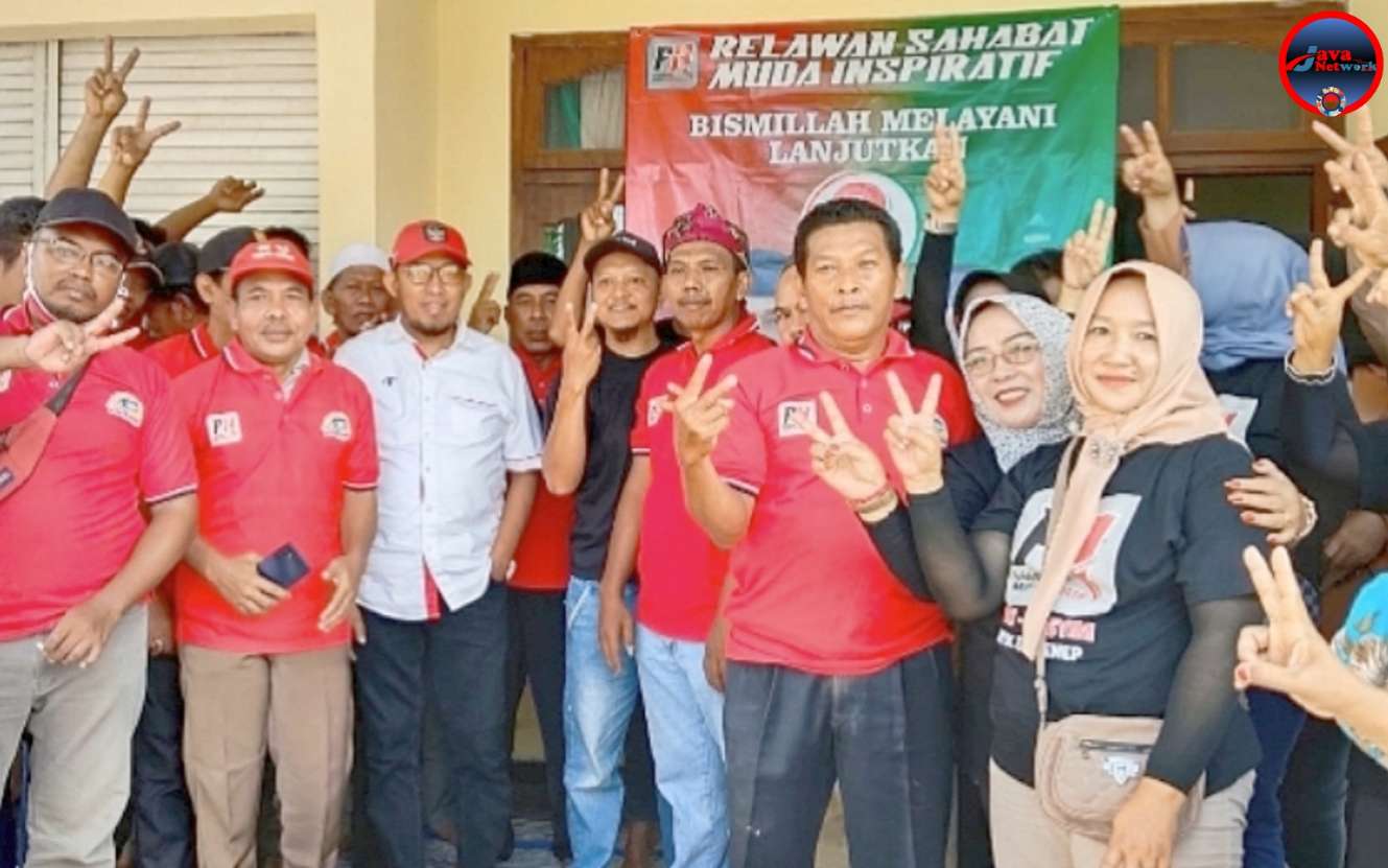 Achmad Fauzi Wongsojudo Baju Putih Saat Menghadiri Deklarasi Relewan Sahabat Muda Inspiratif Sumenep di Kalianget Timur, 02/11/2024)