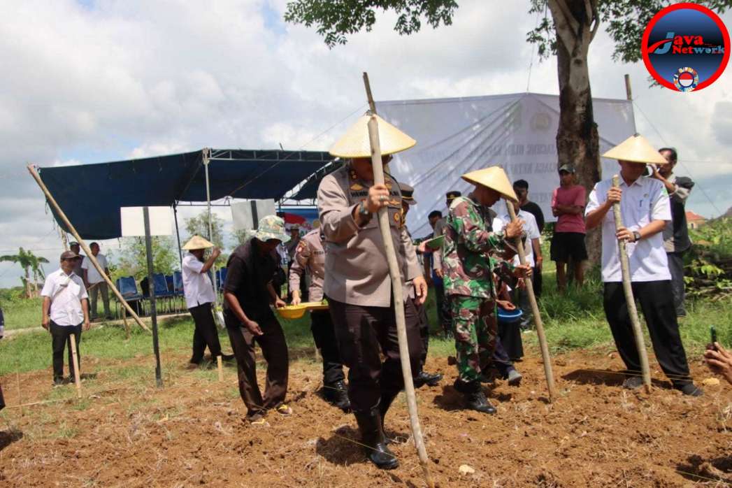 Dukung Asta Cita Presiden, Polres Sumenep Gelar Gerakan Tanam Jagung dan Launching Gugus Tugas Polri untuk Ketahanan Pangan Nasional