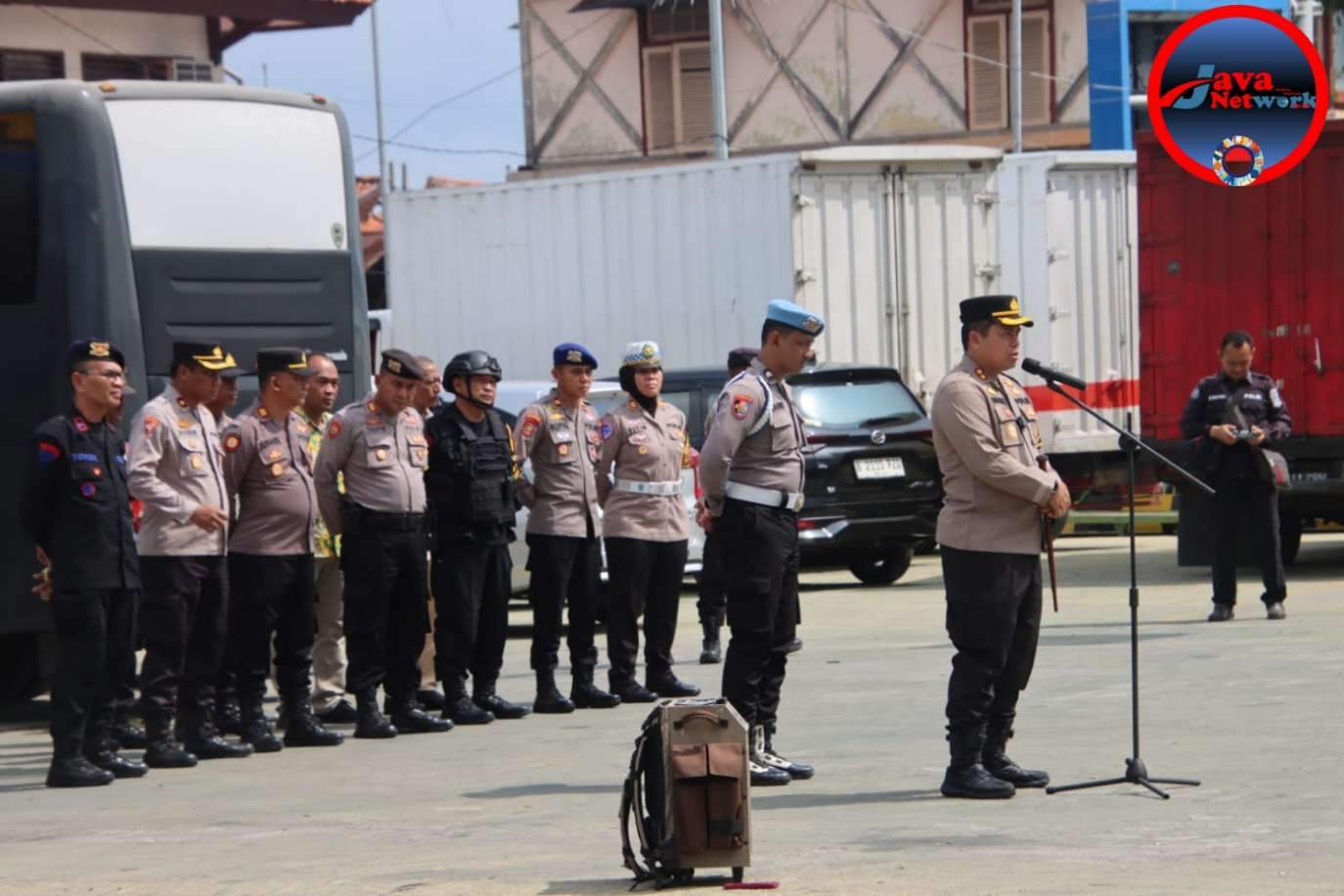 Kapolres Sumenep Lepas Personel BKO Pengamanan Pilkada di Kepulauan Arjasa, Kangayan dan Sapeken