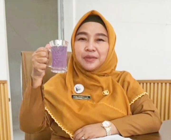 Kepala Puskesmas Dasuk Titik Nurhayati