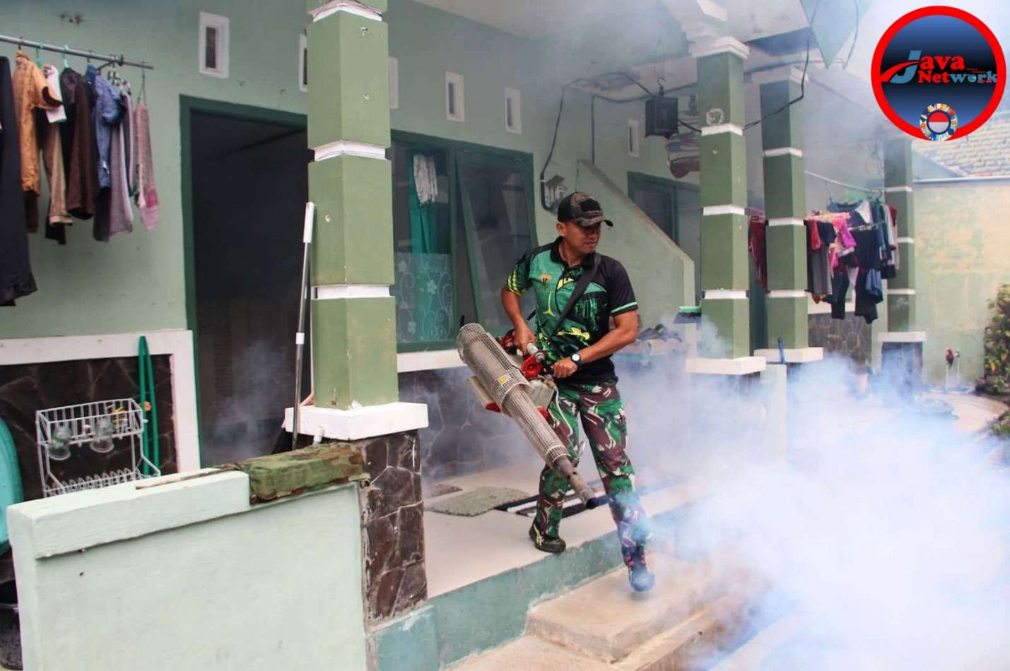 ​Cegah DBD, Kodim Sumenep Lakukan Fogging
