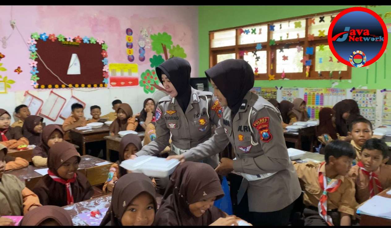 Dukung Kesehatan dan Gizi Kepada Anak Didik, Polres Sumenep Gelar Program Makanan Bergizi di SDN Marengan Daya 1