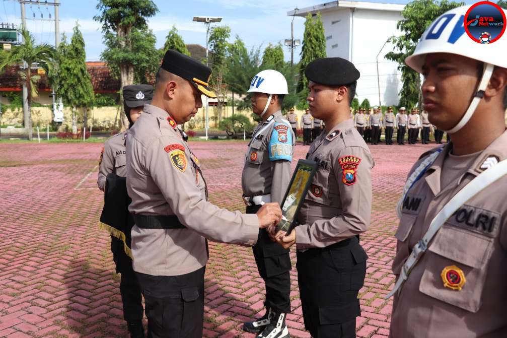 Upacara PTDH Oknum Anggota Polres Sumenep, Rabu 11 Desember 2024