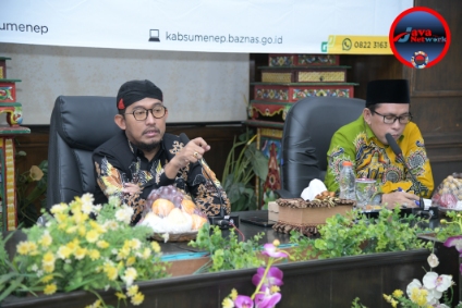 Bupati Sumenep Achmad Fauzi Wongsojudo Bersama Ketua BAZNAS Syukri di Rakor BAZNAS Sumenep di Aula Potre Koneng Kantor Bappeda Sumenep, Kamis (19/12/2024)
