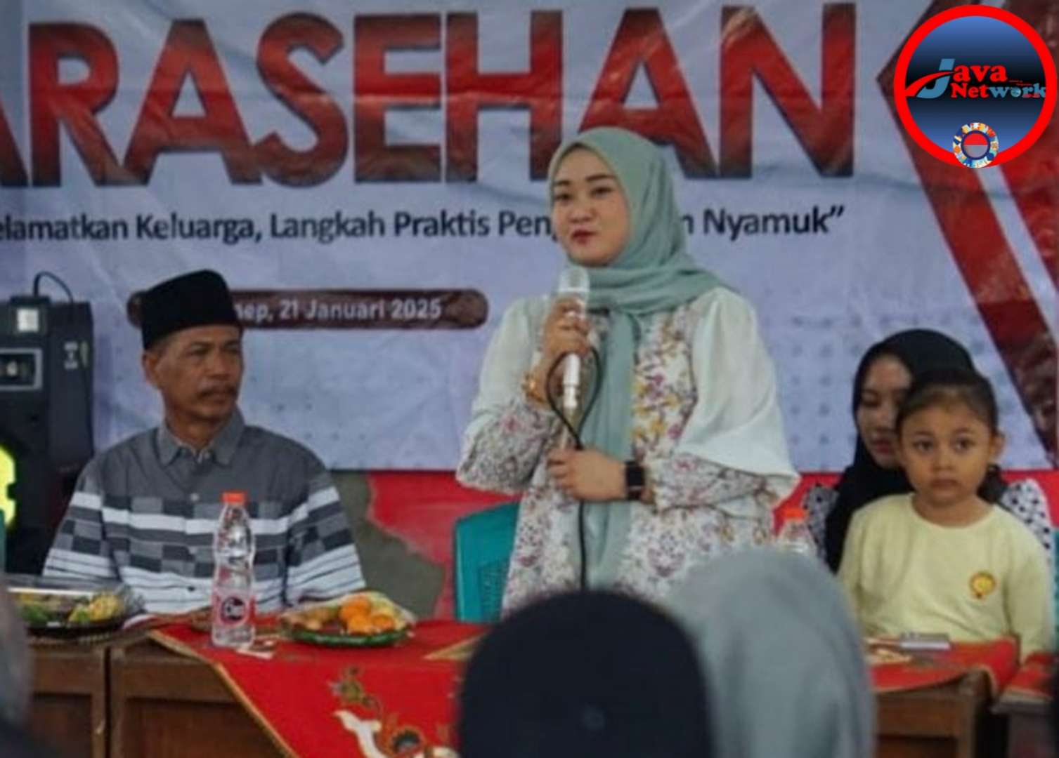 Anggota DPRD Fraksi PDI-P Jawa Timur, Indriani Yulia Mariska Saat Memberikan Sambutan Diacara Penyaluran Alat Fogging