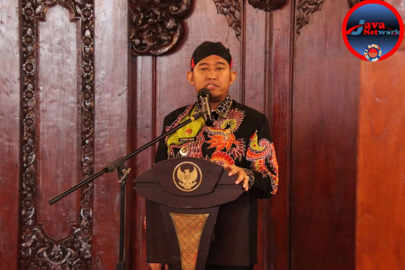 Bupati Sumenep Achmad Fauzi Wongsojudo Saat Memberikan Sambutan Pada Acara Peresmian Helmi Art Museum dan Besalen Santoso Sera di Desa Sera Barat Kecamatan Bluto, Kamis (30/01/2025)