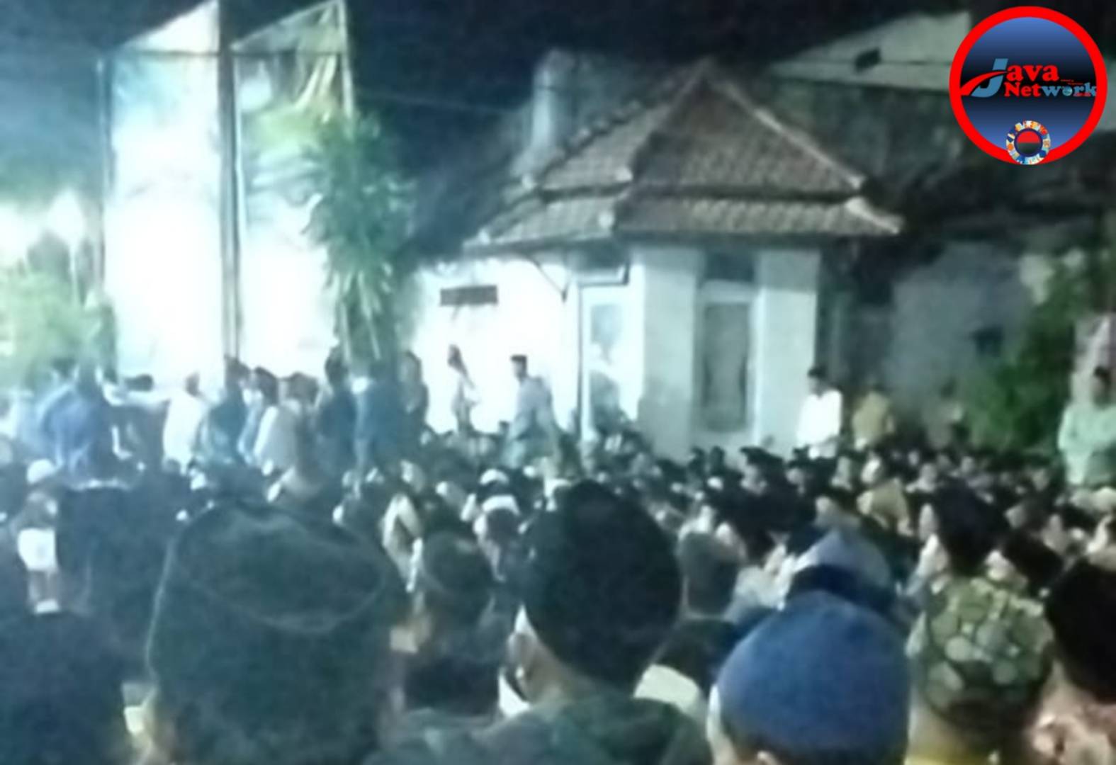 Suasana Peringatan 40 Hari Meninggalnya Hajjah Ainun Bani Di Kampung Arab Sumenep, Sabtu (01/02/2025)