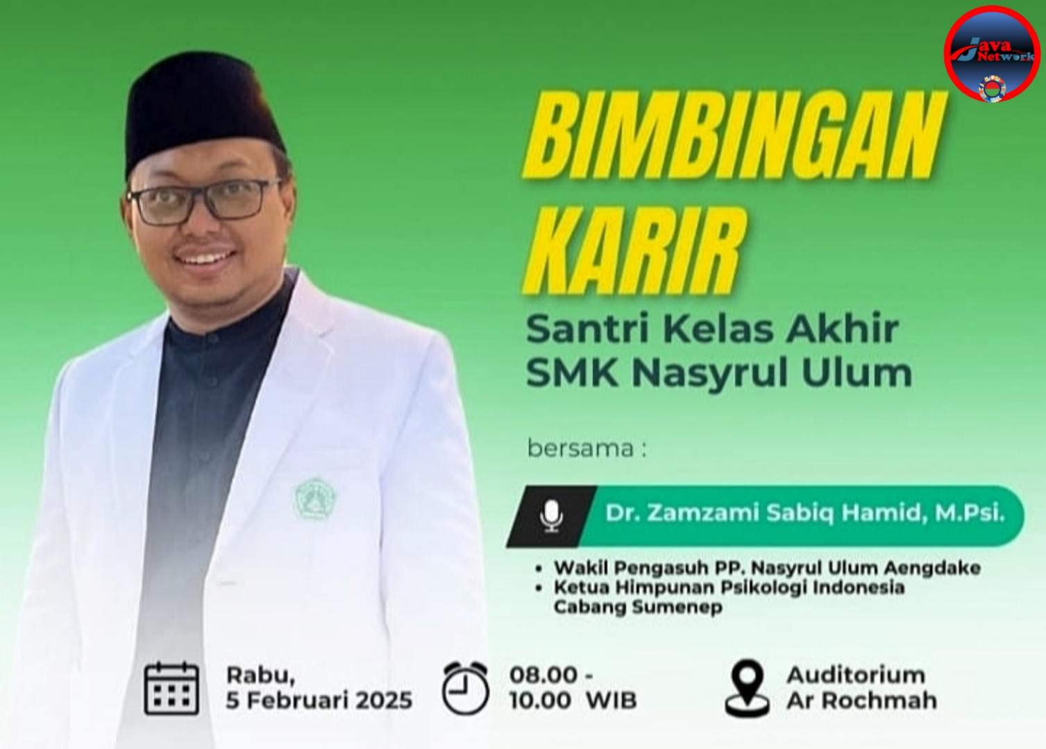 Dr. Zamzami Sabiq M.Psi Bersama Pamflet Bimbingan Belajar Ponpes Nasyrul Ulum Aeng Dake Kecamatan Bluto 