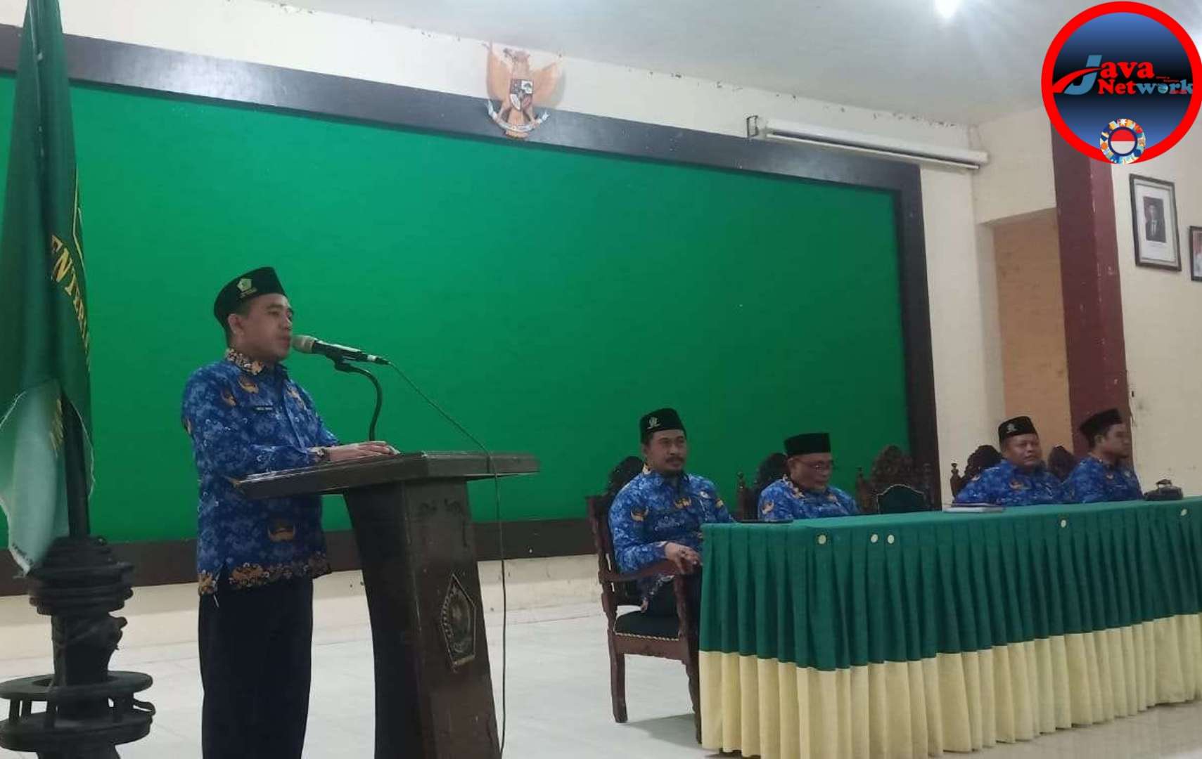 Kepala Kemenag Sumenep Saat Memberikan Sambutan Bagi Calon PPPK di Kemenag Sumenep, Selasa (18/2/2025)