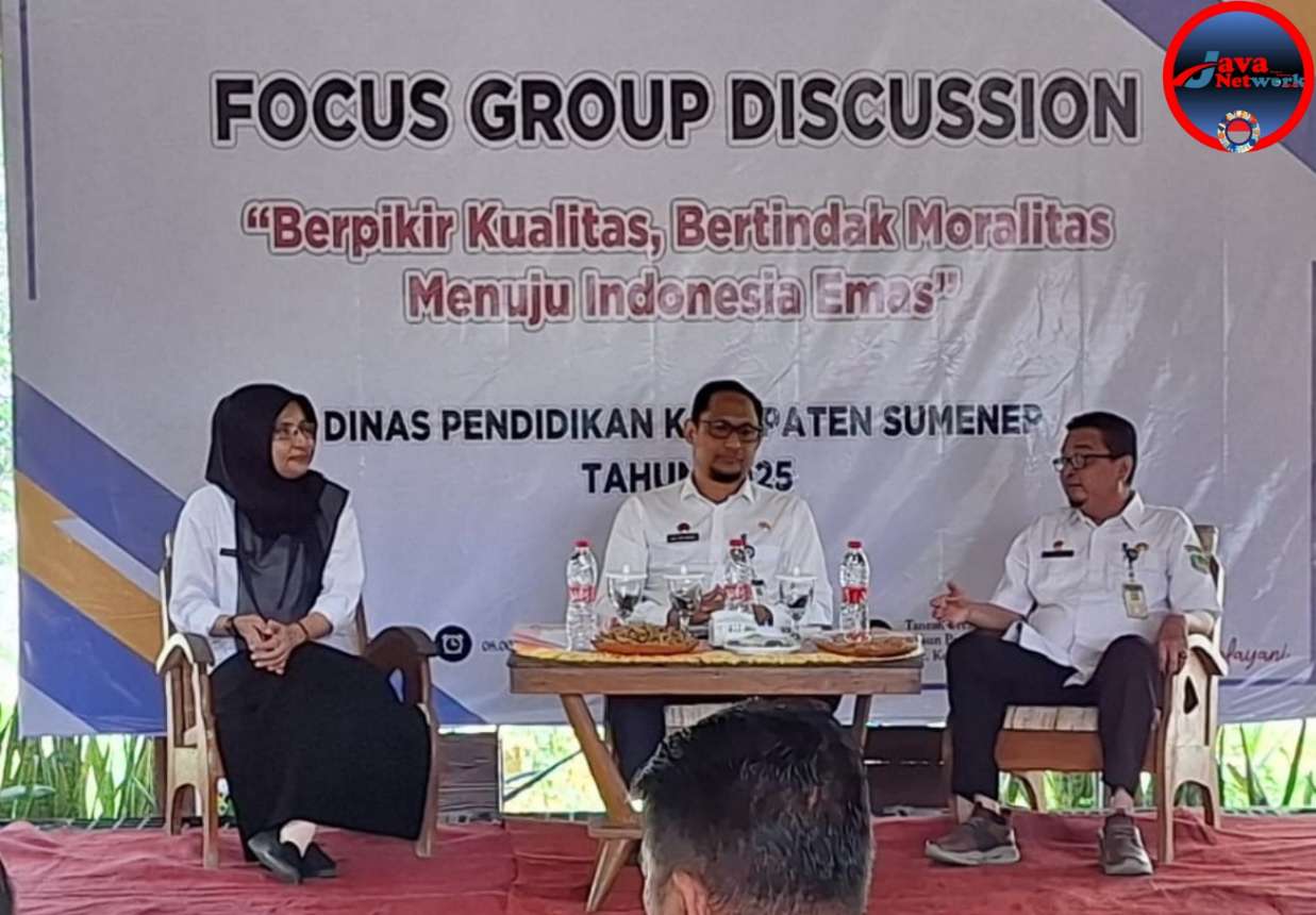 Kadis Pendidikan Sumenep Agus Dwi Saputra Didampingi Sekdis & Kabid GTK Akhmad Fairusi di Acara FGD Digelar Dinas Pendidikan Kabupaten Sumenep, Rabu (26/02/2025)