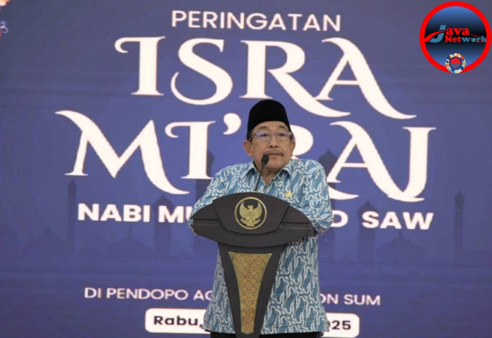 Wabup Sumenep KH. Imam Hasyim Saat Diacara Pemkab Menggelar Peringatan Isra' dan Mi'raj di Pendopo Agung Keraton Sumenep, Rabu (26/02/2025)