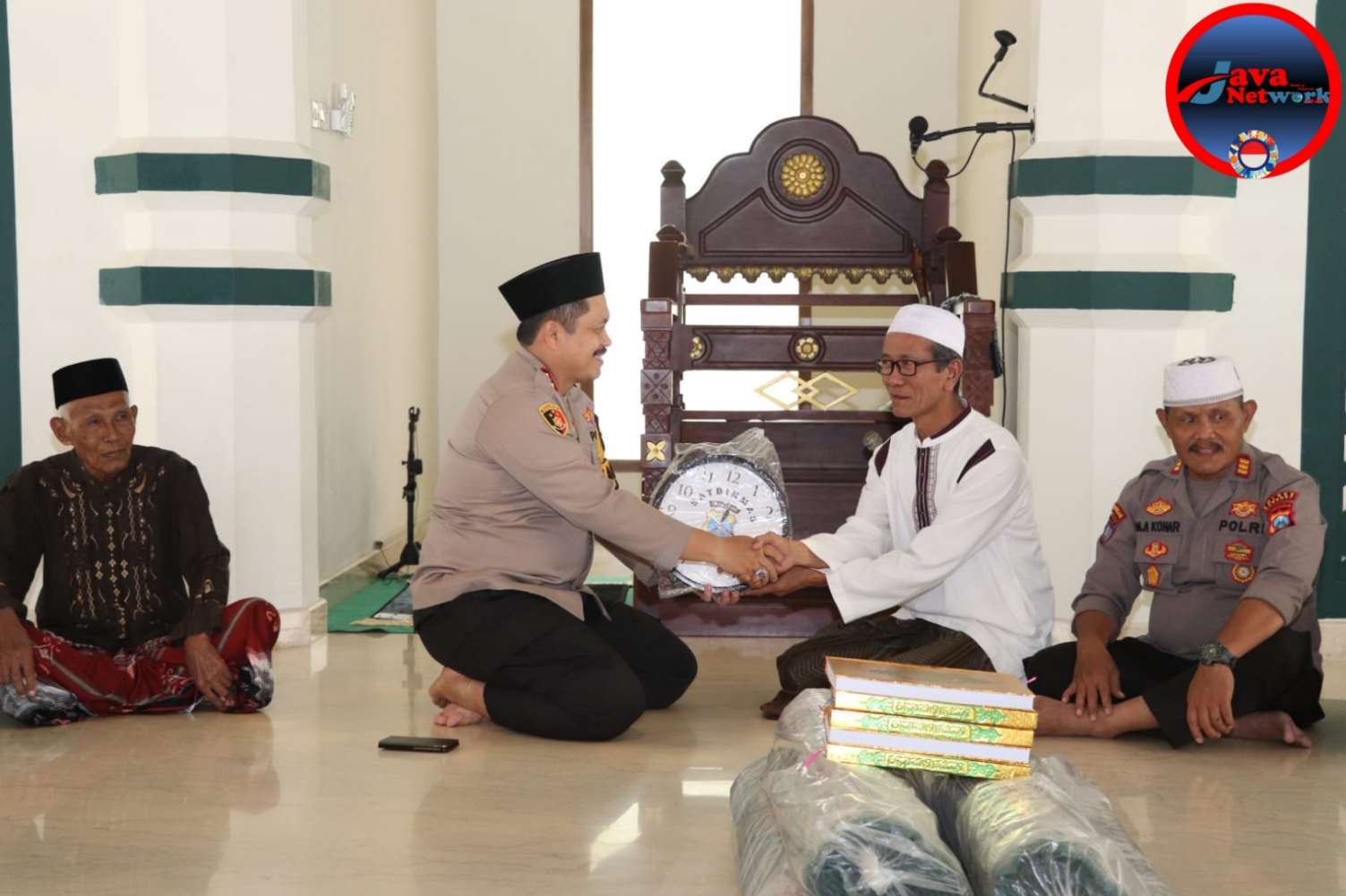 Safari Kamtibmas Polres Sumenep: Ketika Polisi Turun ke Masjid, Merajut Harmoni dan Keamanan