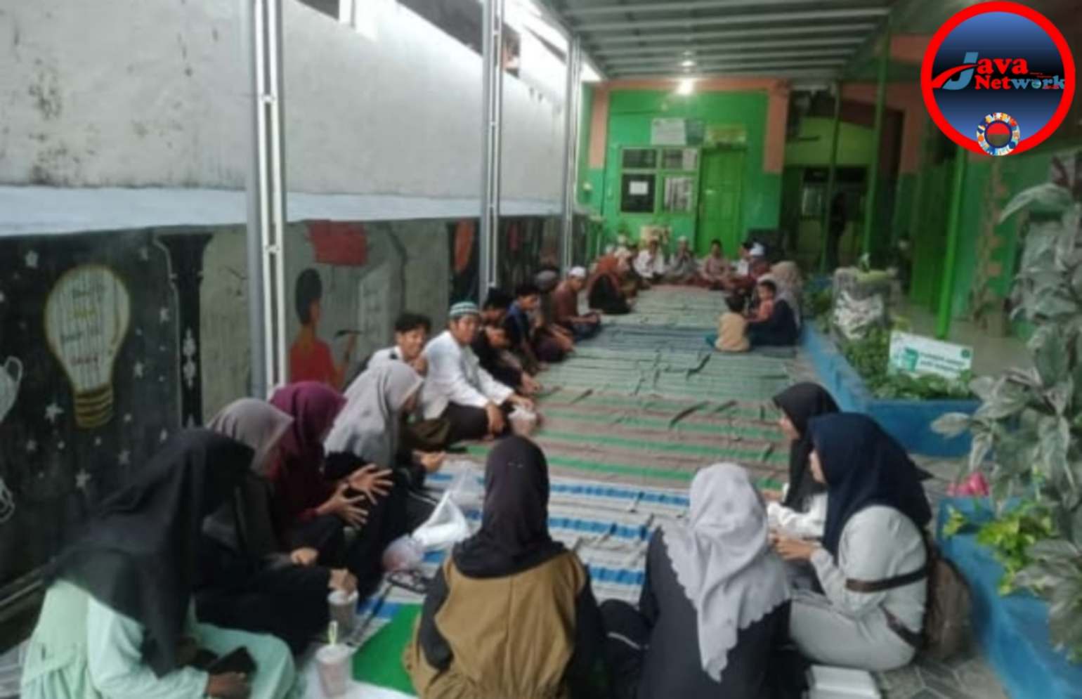SMA NU Sumenep Tebar Berkah Ramadan: Khotmil Qur’an, Zakat Fitrah, dan Prestasi Emas