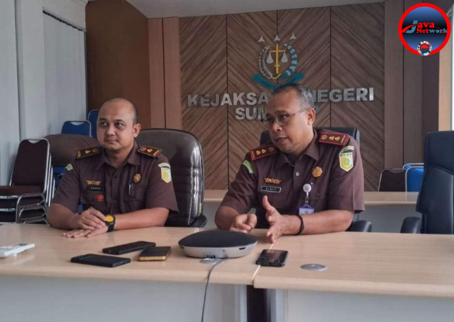 Kajari Sumenep Sigit Waseso Didampingi Kasi Pidum Hanis Aristya Hermawan