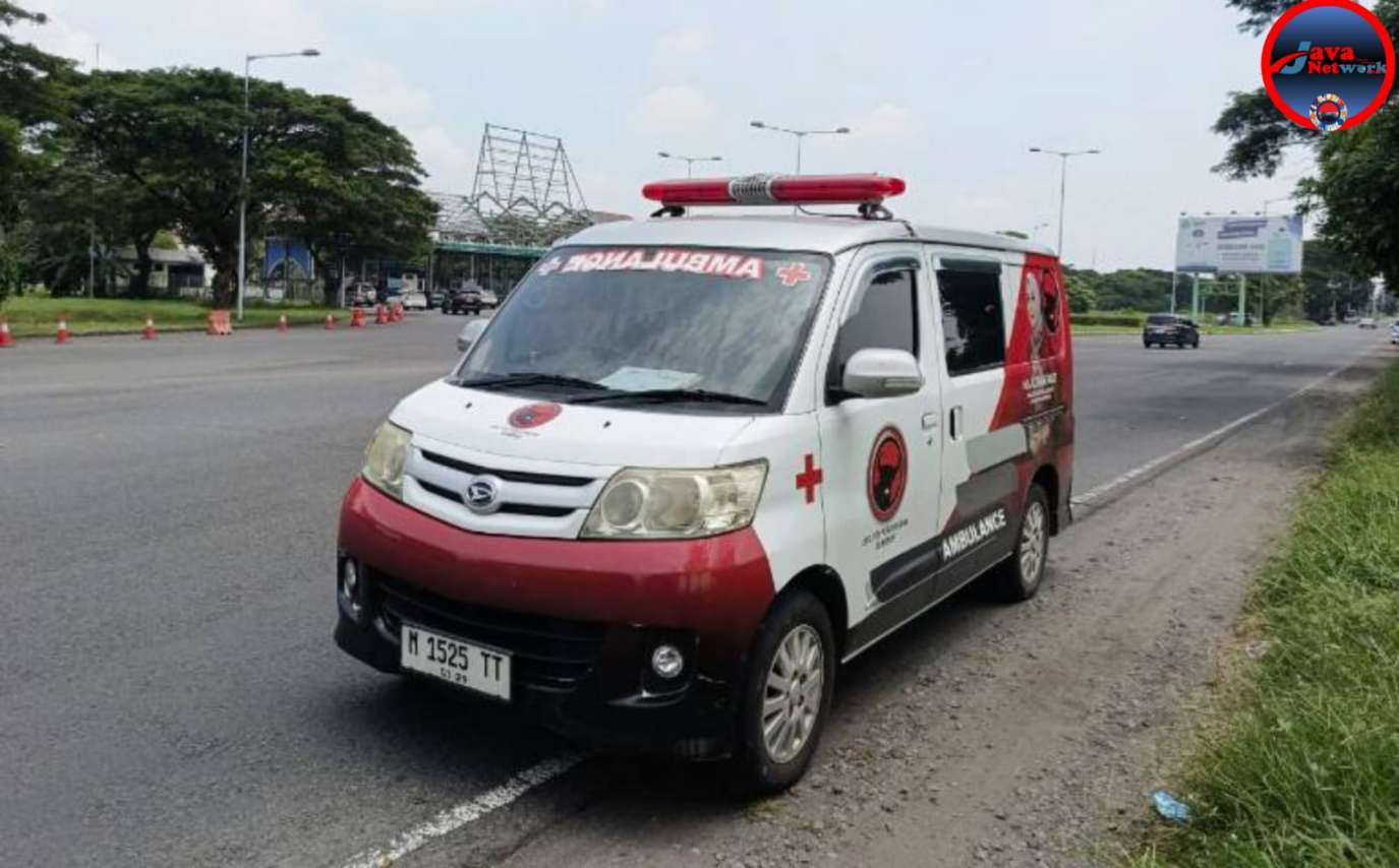 Ambulans Gratis Nia Kurnia Fauzi: Hadir di Garis Terdepan, Mengantar Harapan hingga ke Tanah Air