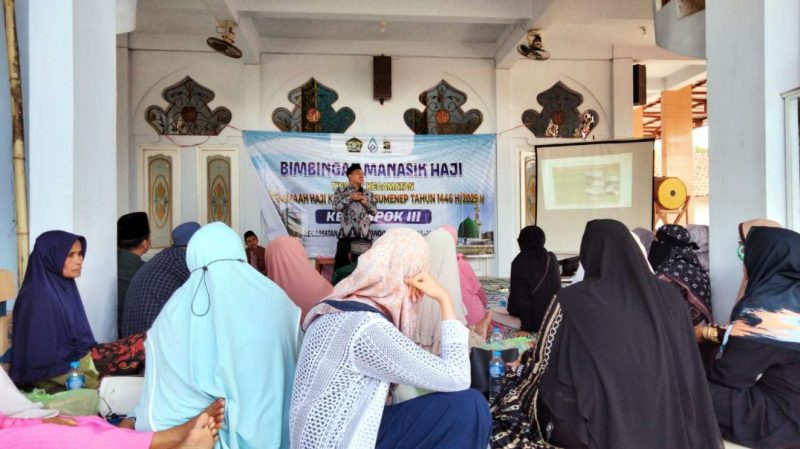 Kepala Kemenag Sumenep Beri Pembekalan Etika Haji untuk Jamaah Tiga Kecamatan