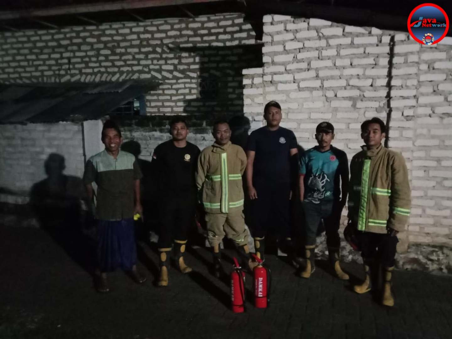 Kebakaran Kabel Listrik di SD Marengaj Daya 1, Warga Panik, Petugas Gercep