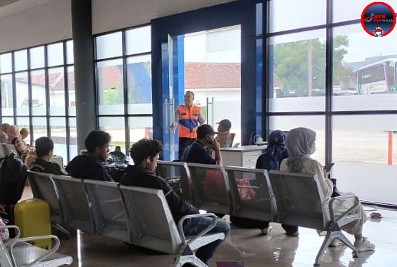 Suasana Arus Balik di Terminal Arya Wiraraja Sumenep 