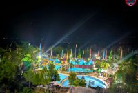 Suasana Panorama Malam Hari Wisata Boekit Tawap Lengleng di Desa Pagar Batu Kecamatan Saronggi 
