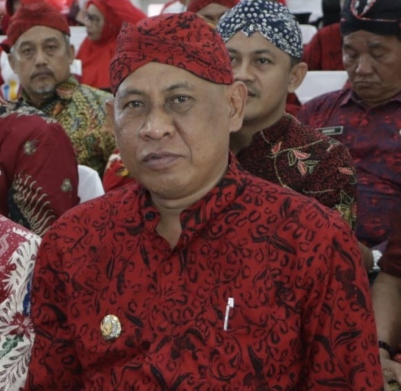 Kades Pinggir Papas Sekaligus Ketua Persaudaraan Kepala Desa Indonesia (PKDI) Sumenep H. Abdul Hayat dengan panggilan akrabnya H. Obet