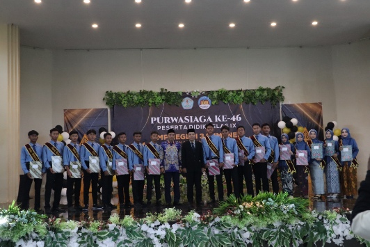 Tangis Haru dan Asa: 74 Siswa SMPN 3 Sumenep Dilepas dalam Purwasiaga Ke-46, Menapak Gerbang Masa Depan