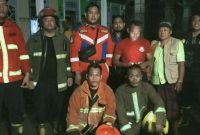 Reaksi Cepat Damkar Sumenep Padamkan Api yang Membakar Kandang Ayam di Mantajun