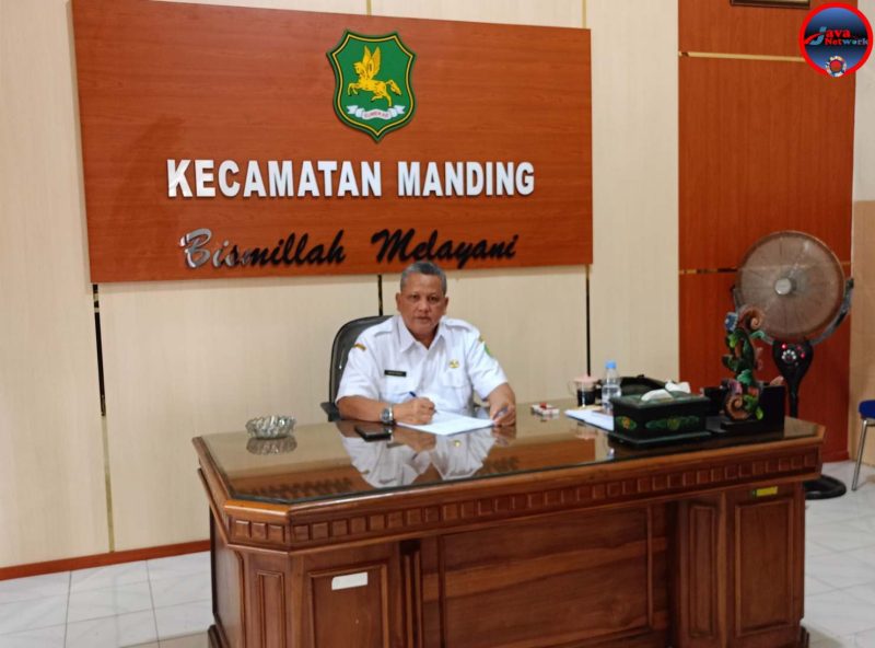 Plt. Camat Manding Siswahyudi Bintoro MSi 