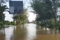 Update Terkini: Genangan Air Masih Rendam Jalan Nasional, Ahmadi Yasid Imbau Warga Gunakan Jalur Alternatif