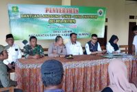 Kapolsek Sapudi AKP Siswantoro Hadiri Pencairan BLT di Desa Gayam, Ajak Warga Aktif Jaga Kamtibmas
