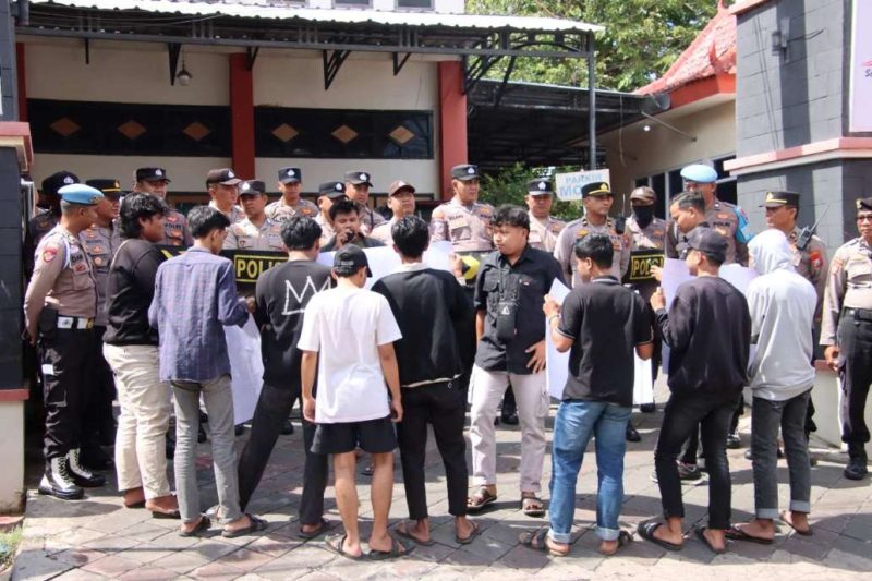Aksi Damai Koalisi Muda Pemersatu Aspirasi, Polres Sumenep Kerahkan Puluhan Personel