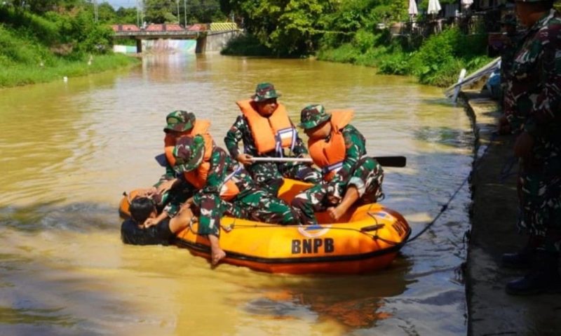 Kodim 0827/Sumenep Gelar Latihan Proglatsi Penanggulangan Bencana, Perkuat Kesiapsiagaan Prajurit, Selasa (17/06/2025)