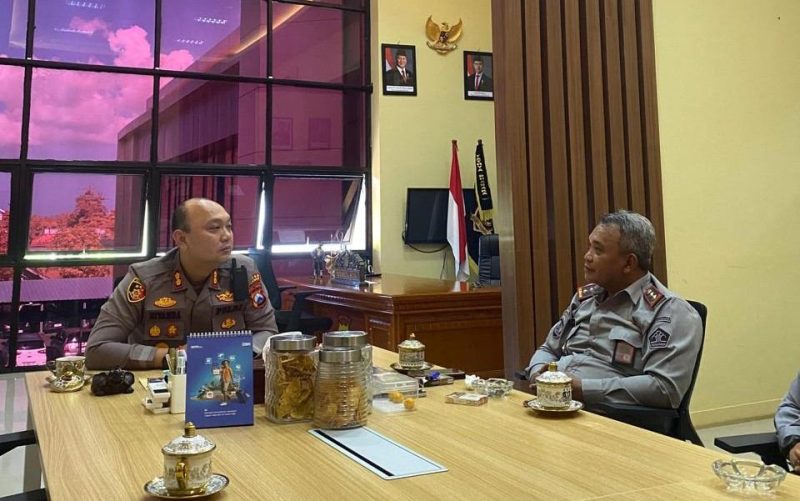 Suasana penuh Kehangatan dan keakraban Kepala Rutan Kelas IIB Sumenep Heri Sutriadi Bersama Kapolres Sumenep AKBP Rivanda SIK