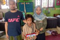 Hadiah Usai Dikhitan Bikin Anak Tersenyum, SDN Panaongan 3 Tuai Ujian dari Warga