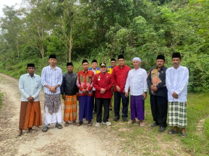 Wabup Sumenep KH. Imam Hasyim Tinjau Jalan Strategis Berungbung–Minomih: Dorong Akselerasi Ekonomi Pedesaan

