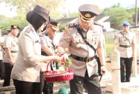 Kapolres Sumenep Pimpin Upacara Ziarah dan Tabur Bunga di TMP Jokotole, Peringati Hari Bhayangkara ke-79