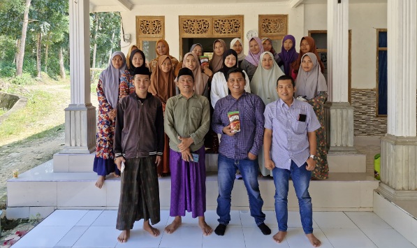 Akenyem Naik Kelas!: Dosen DKV Unija Ubah UMKM Lokal Jadi Bintang Digital Lewat TikTok
