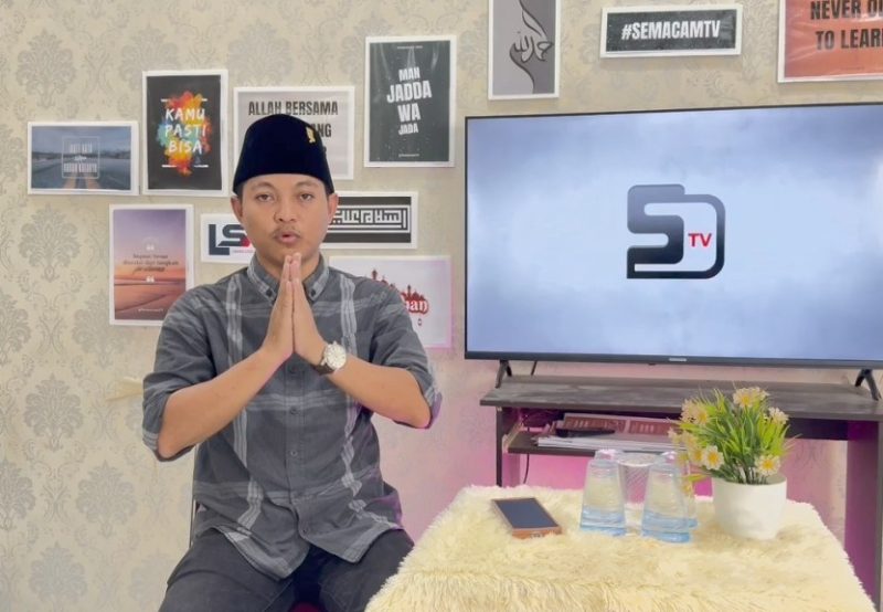 Ketua Fraksi PDI-P DPRD Kabupaten Sumenep Hosnan Abrori