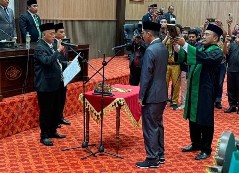 Ketua DPRD Sumenep Lantik Hairul Anam sebagai Anggota DPRD Lewat Mekanisasi PAW, Senin (28/07/2025)
