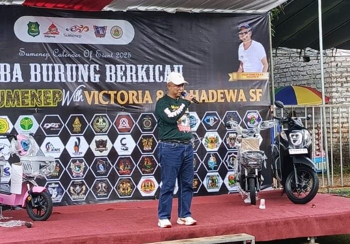 Kepala Disbudporapar Kabupaten Sumenep H. Moh. Iksan, SPd MT Membuka Lomba Burung Berkicau Piala Bupati Sumenep 2025
