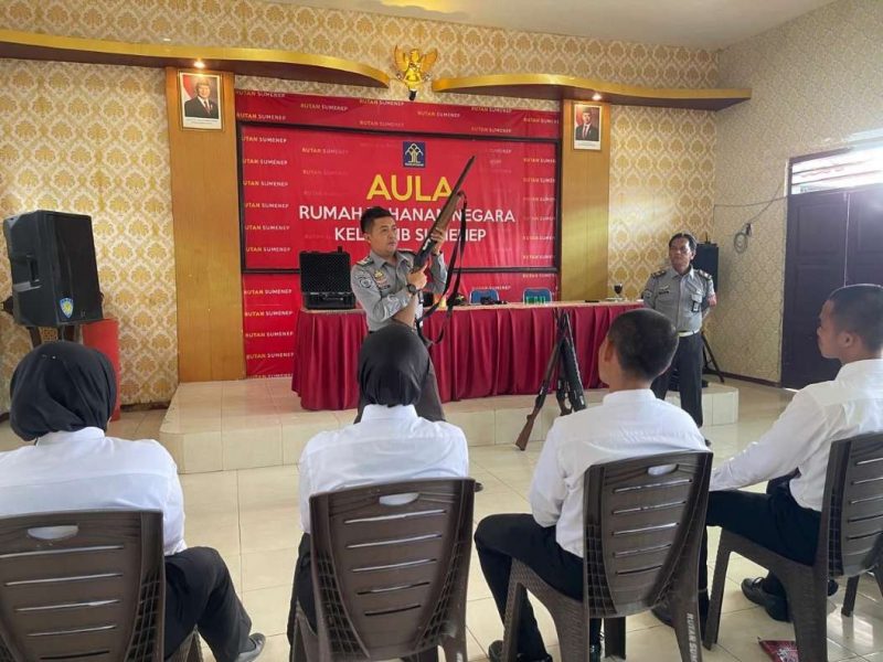 Bekali CPNS dengan Profesionalisme Pengamanan, Rutan Sumenep Gelar Pelatihan Dasar Senjata Api