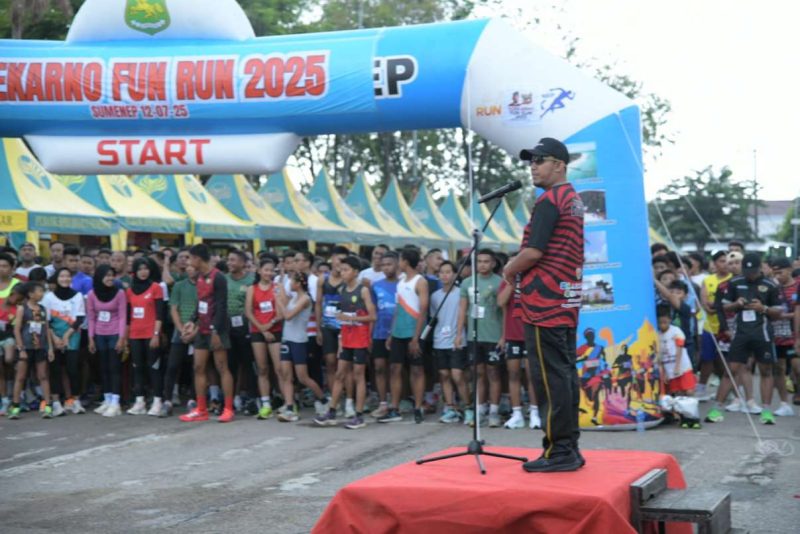 Bupati Sumenep Achmad Fauzi Wongsojudo Saat Melepas Fun Run 2025