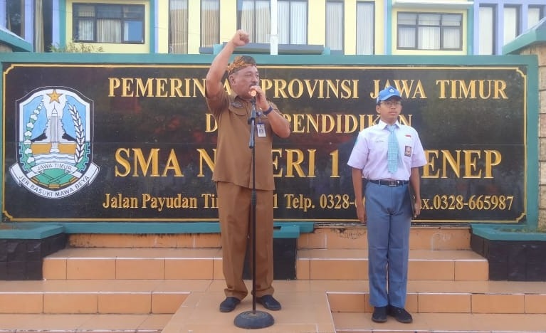 MPLS 2025 SMAN 1 Sumenep Dibuka, Kepala Sekolah Tekankan Pentingnya Semangat Prestasi dan Karakter