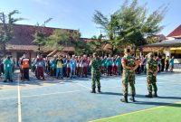 Ratusan Siswa SMA Negeri 2 Sumenep Ikuti Pelatihan PBB Bersama TNI, Kamis (17/07/2025)